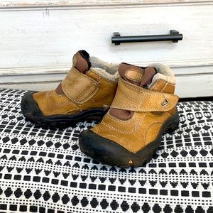 Keen Size 8 Toddler Hiking Boots